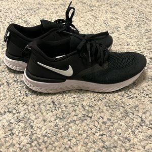 Nike Odyssey react shoes. Gently worn. Like new. Womens size 7.